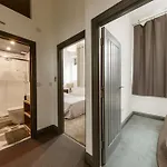 Nice 3 Bed Warehouse Apartment In Chiswick
